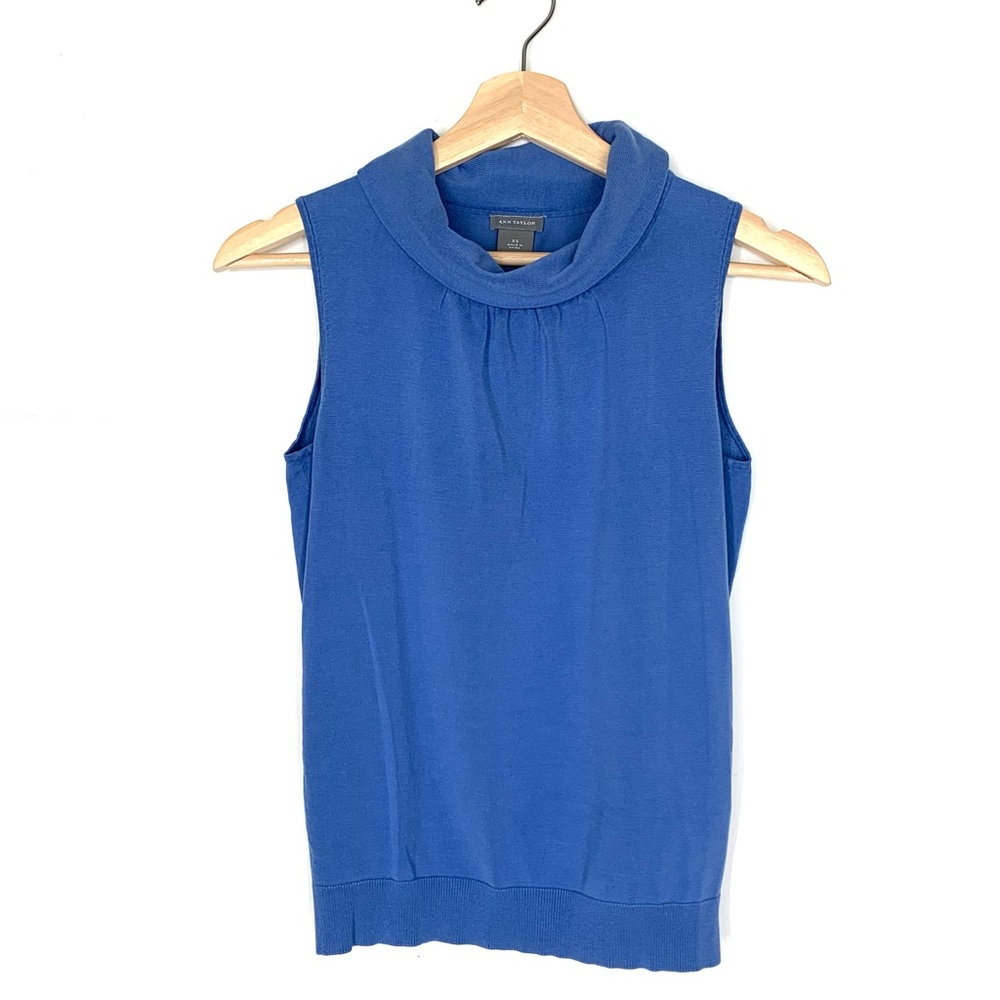 Ann Taylor Silk Blend Sweater Top Sleeveless Shell in Blue Size XS Quiet Luxury